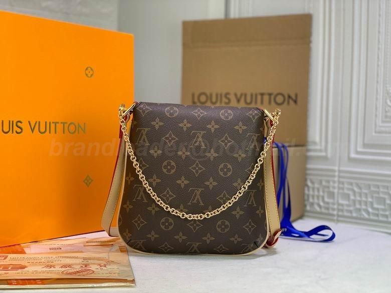 Louis Vuitton Handbags 82